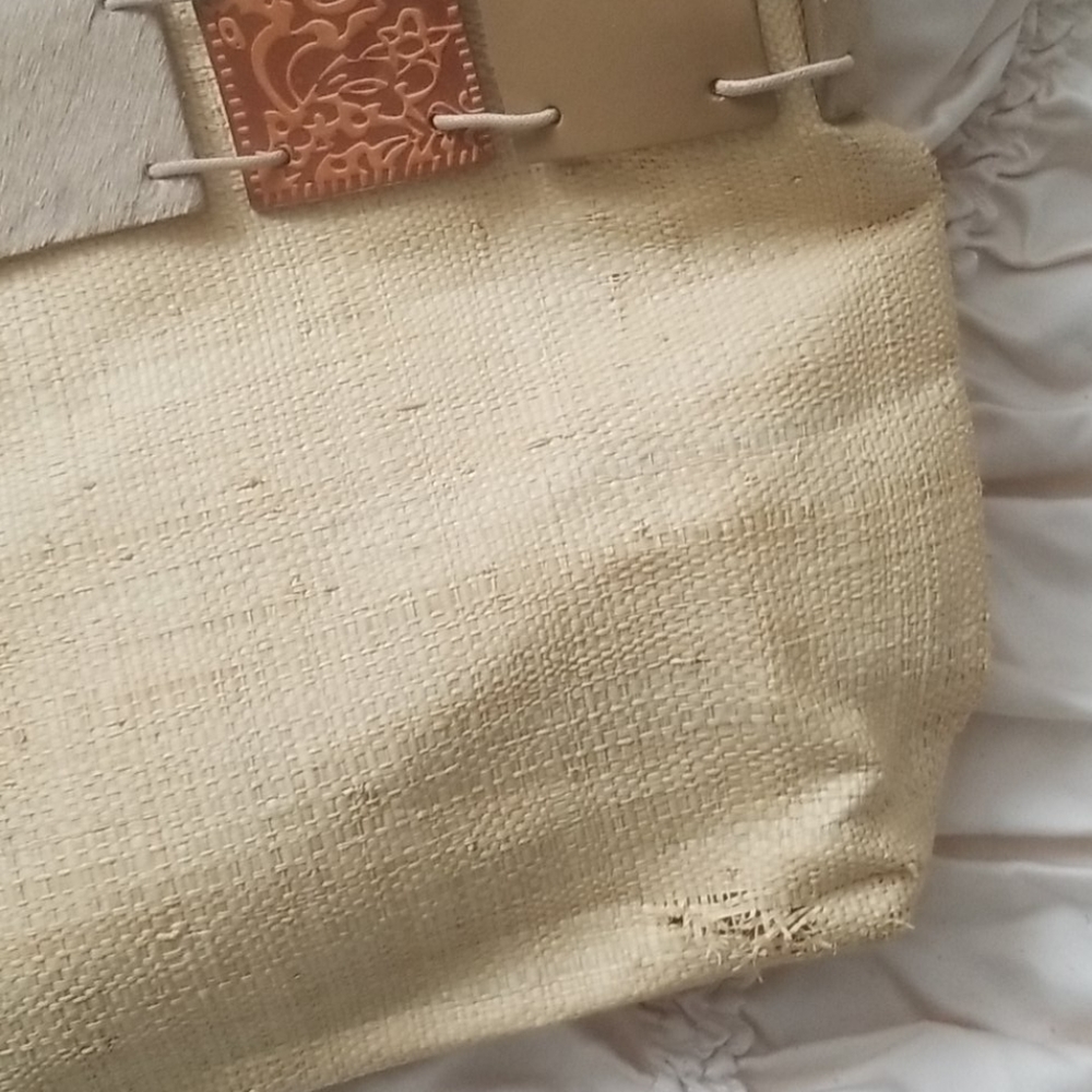 Hand bag - Picture 3 of 4